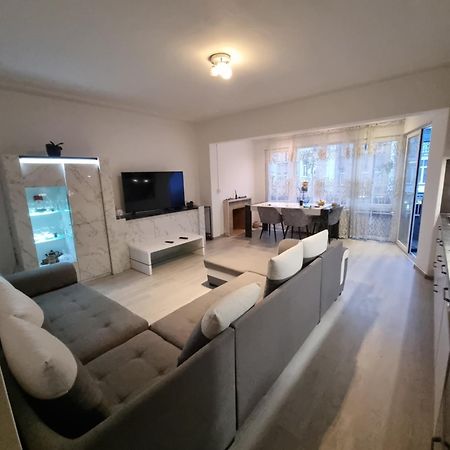 Apartchazal Brussels Exterior photo